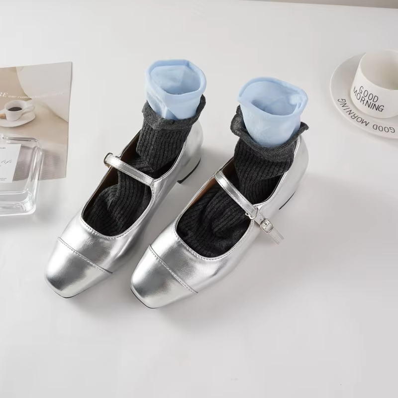 Women's Socks Breathable Fake Two Pieces Fashoin Cotton Socks Striped Simple Solid Color Comfortable Autumn Middle Tube Sock