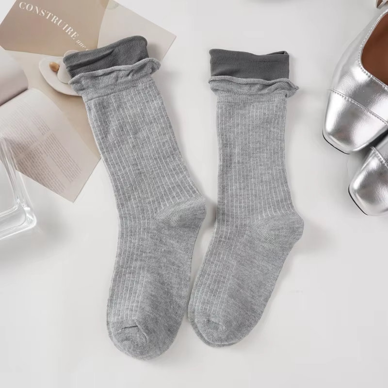 Women's Socks Breathable Fake Two Pieces Fashoin Cotton Socks Striped Simple Solid Color Comfortable Autumn Middle Tube Sock